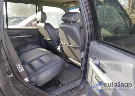 2001 Ford Explorer Sport Trac z USA, uszkodzony, nr VIN 1FMZU67E11UC51051